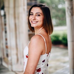 Meet your Posher, Carly